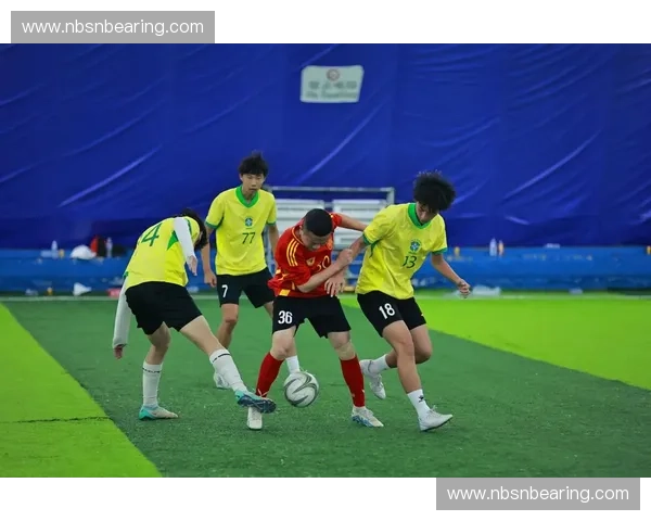 业余足球联赛球队如何打造高水平竞技力与团队合作精神